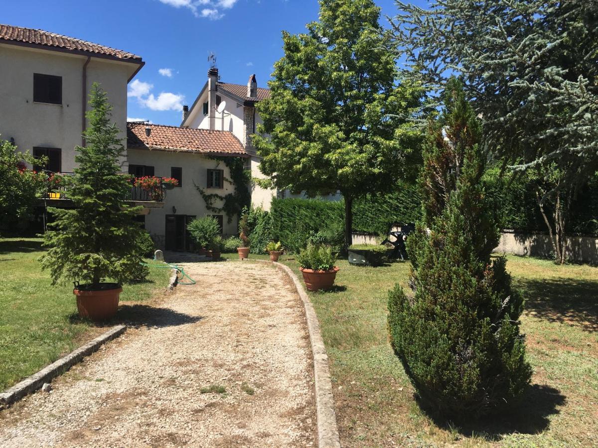 Willa Casa Con Giardino Pescasseroli Zewnętrze zdjęcie